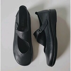 Arcopedico The Black Leather Mary Jane 9 Academia Comfort Minimalist Preppy